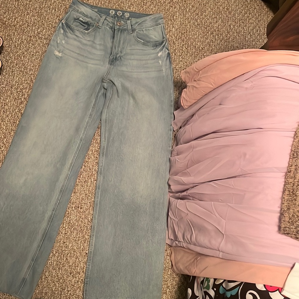 Size 5 jeans by rewash. Only worn once. Big flare bottom.